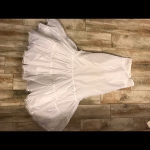 Trumpet Silhouette Slip